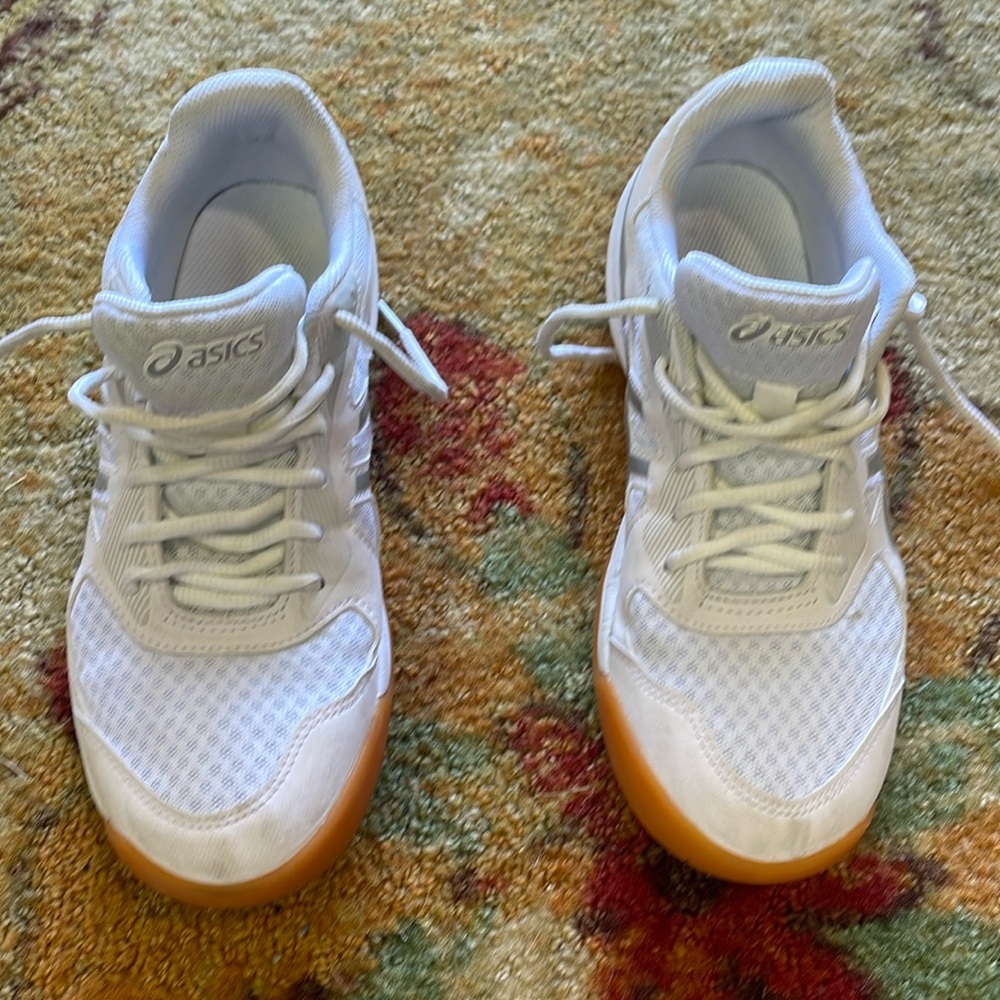 ASICS UPCOURT size 8.5 volleyball shoe